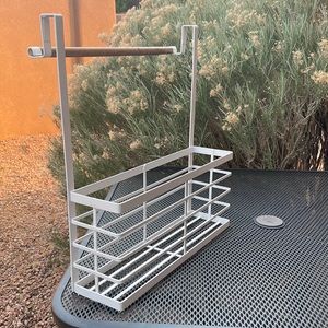 Kitchen hanging organizer